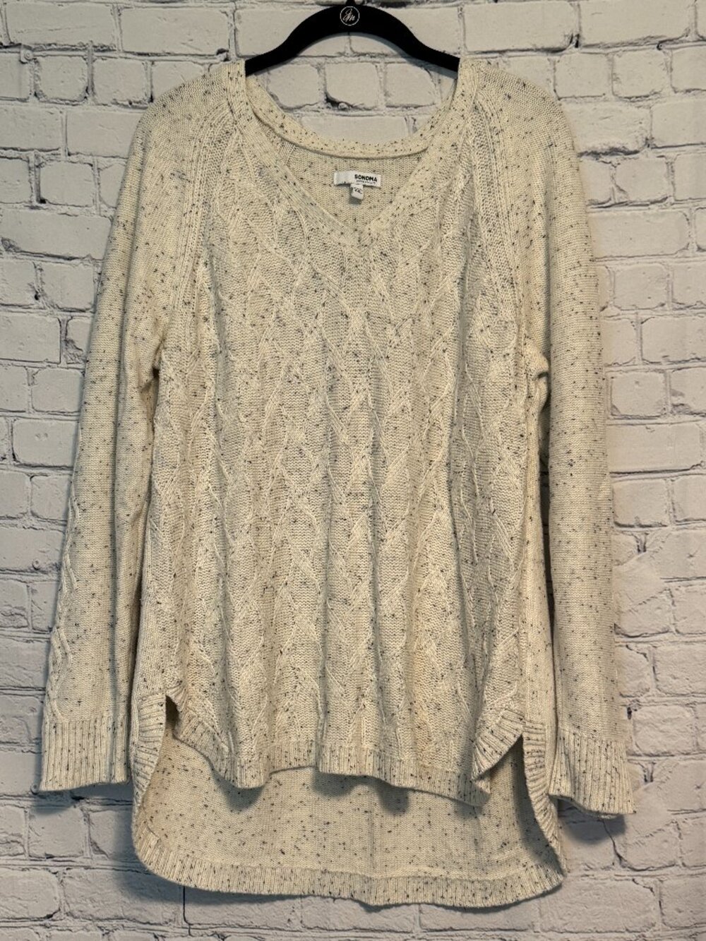 Sonoma Women's Pullover Sweater Size XXL V Neck Cream and Navy